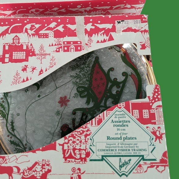 Vintage Fisher Christmas 16cm clear Glass plates. Set of 4 - Picture 5 of 9